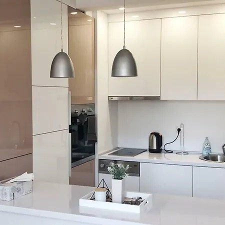 Modern Zara